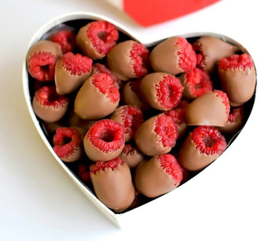 Малина в шоколаде Love