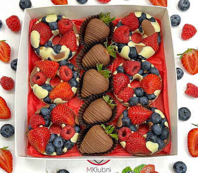 Пончики Berry Mix